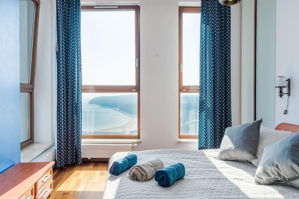 Golden Apartments An Hryniewickiego 6A กดิเนีย ภายนอก รูปภาพ