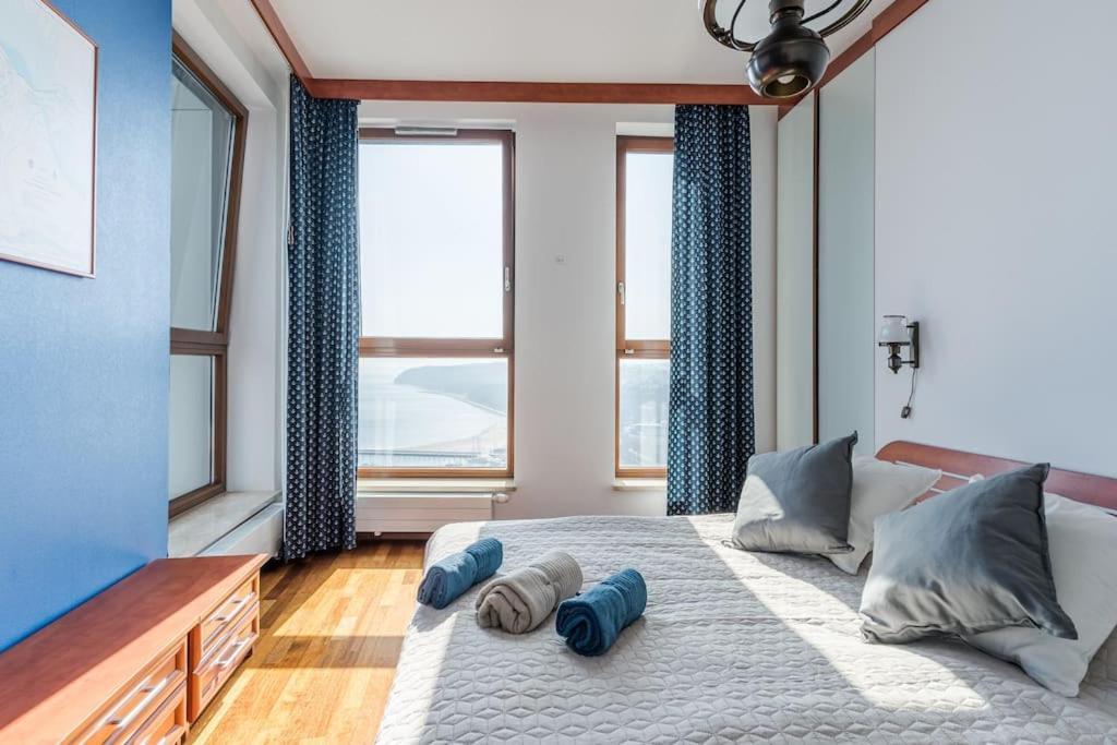 Golden Apartments An Hryniewickiego 6A กดิเนีย ภายนอก รูปภาพ